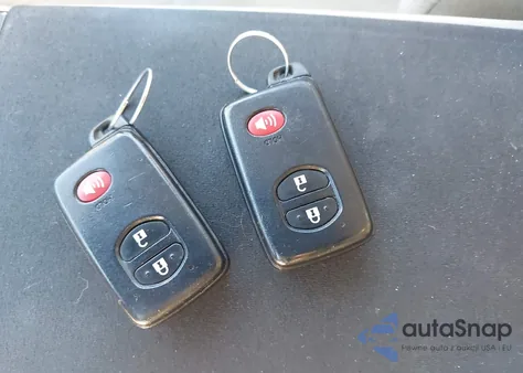 2013 Toyota Prius V Three from USA, damaged, VIN JTDZN3EUXD3230526